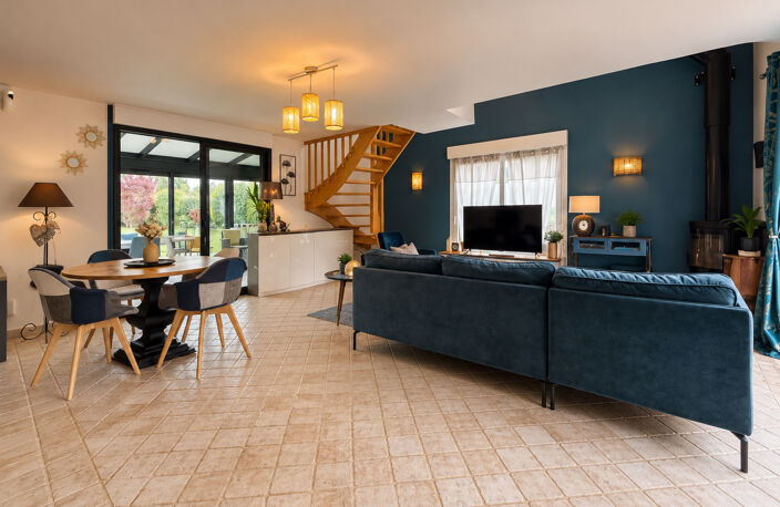 SAINS EN AMIENOIS - ENSEMBLE IMMOBILIER - PAVILLON INDIVIDUE — photo 2