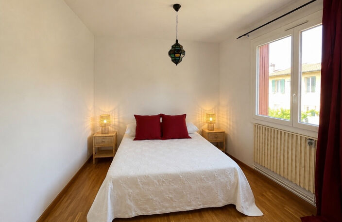 Gardanne T3/4 lumineux avec Garage, cave. — photo 4