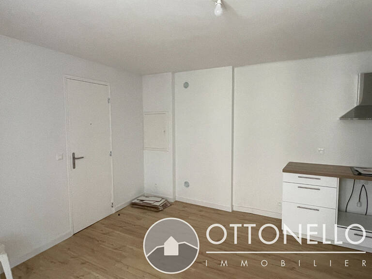Studio de 20m2 refait à neuf - rez de chaussée — photo 1