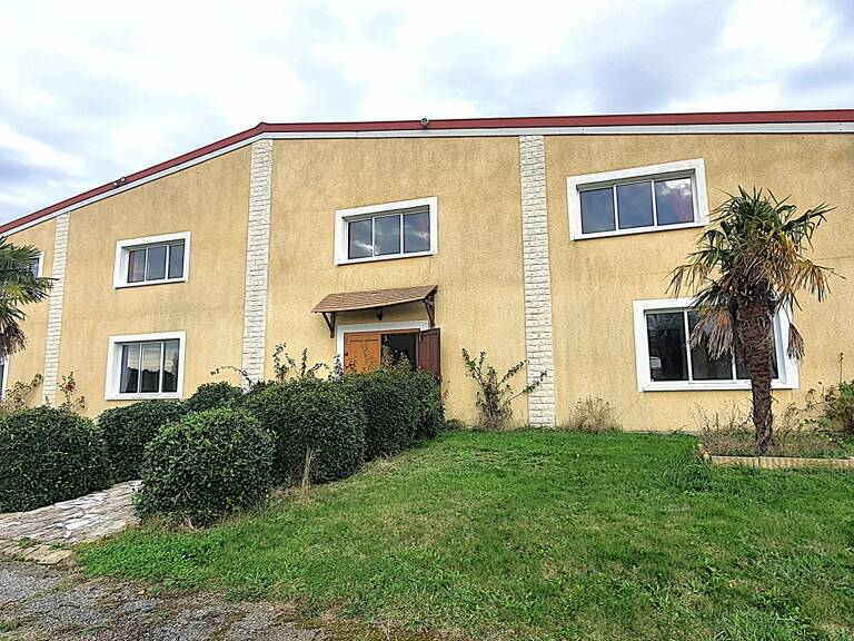 Vente Boutique/Local commercial 610 m&sup2; — photo 1