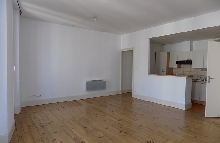 Vue sur le chateau — photo 2