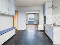 Grande maison de 175 m² avec vaste garage de 240 m²  Centre-ville de Saint-Pol-de-Léon — photo 2