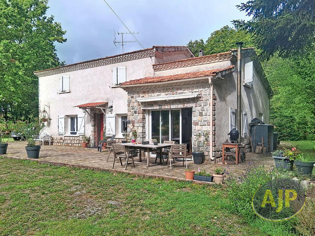Maison proposé à Saint-Germain-d'Esteuil