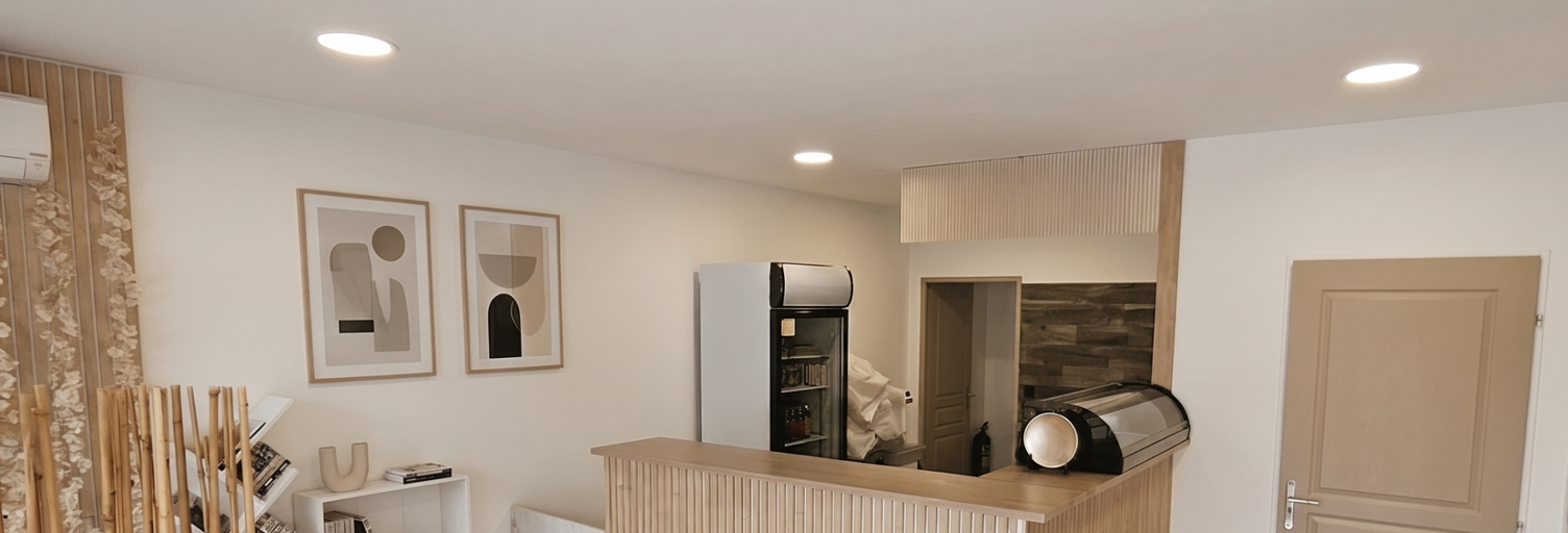 Commerce  39 m² à vendre à Auriol (13390)