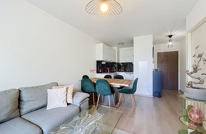 Appartement Bezannes 2 pièces avec terrasse et jardin privatif à Bezannes — photo 2
