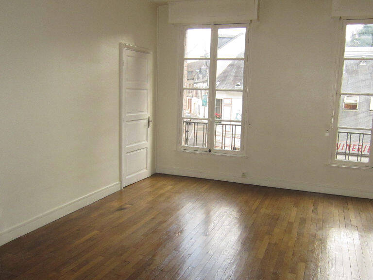 Appartement Evreux 2 pièces 64.70 m² avec CAVE — photo 1