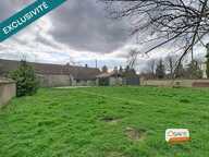 Maison de village avec dépendances et terrain clos de 1250 m² — photo 2