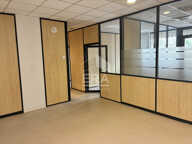 Local Commercial hyper centre — photo 2