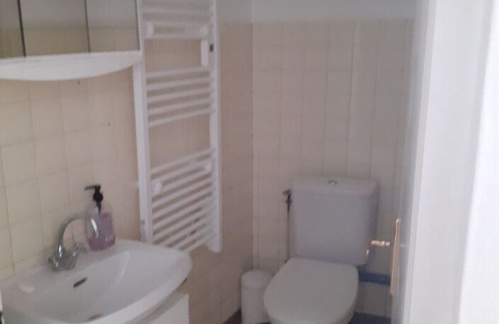 Appartement  MEUBLÉ -T1  bis- Redon — photo 2