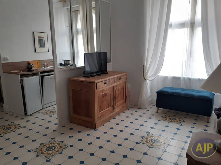 Appartement  MEUBLÉ -T1  bis- Redon — photo 1