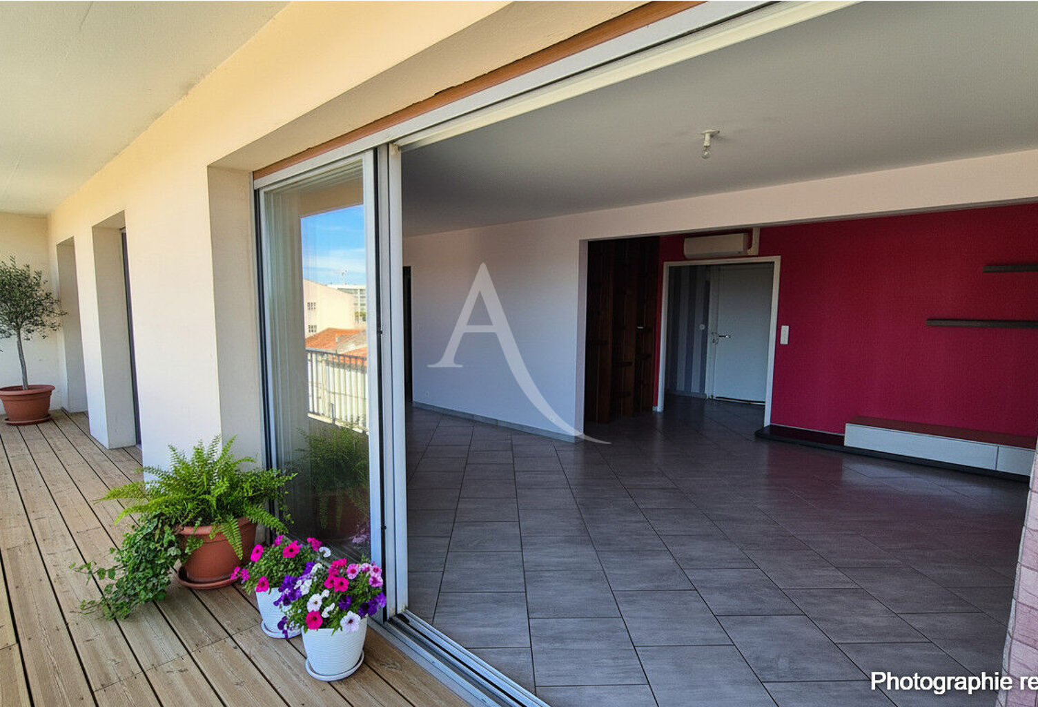 Superbe appartement dans résidence avec ascenseur à Rochefort — photo 1