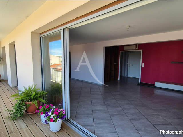 Superbe appartement dans résidence avec ascenseur à Rochefort — photo du bien