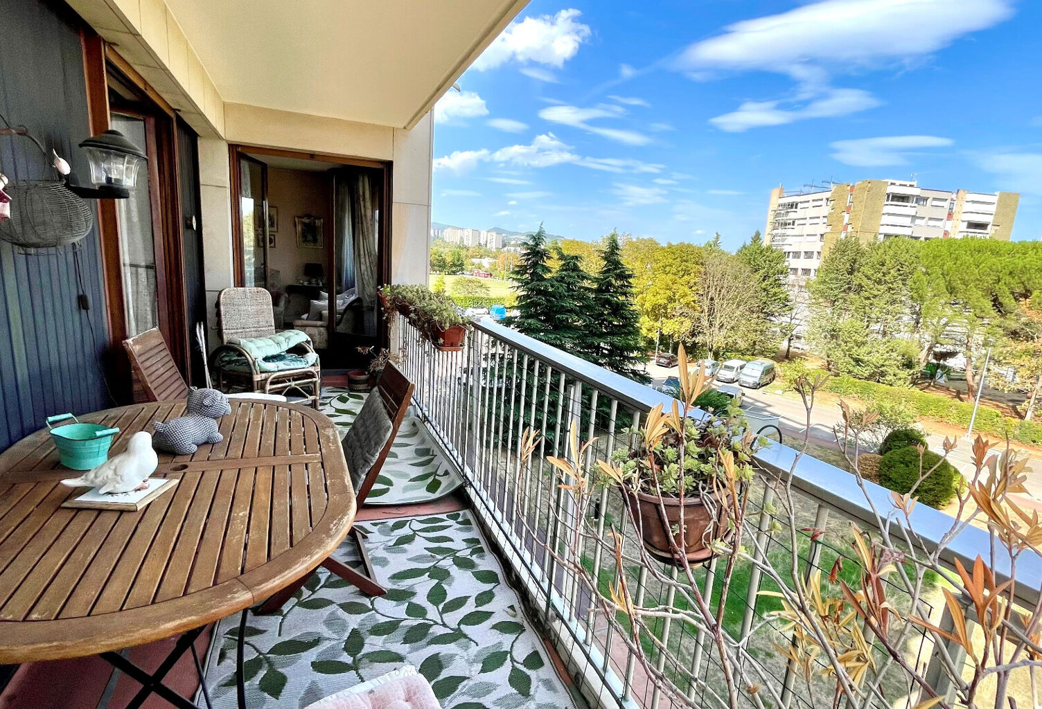 ÉCULLY T5 Grand Balcon, Parking, Piscine, Tennis, Restaurant — photo 1