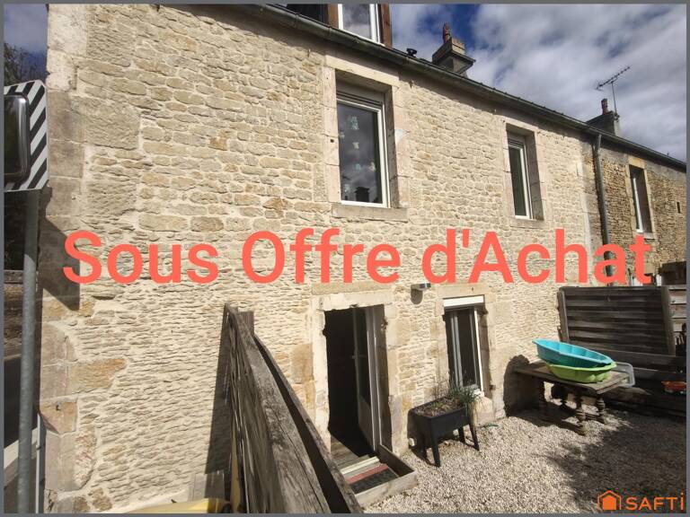 Ravissante maison de ville en pierre, 3 chambres. — photo 1