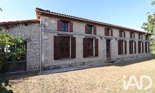 Maison 9 Pièces 280 m² à vendre à Chatenet (17210)