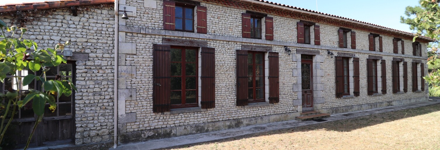 Maison 9 Pièces 280 m² à vendre à Chatenet (17210)