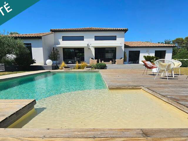 Une villa contemporaine d'exception — photo du bien