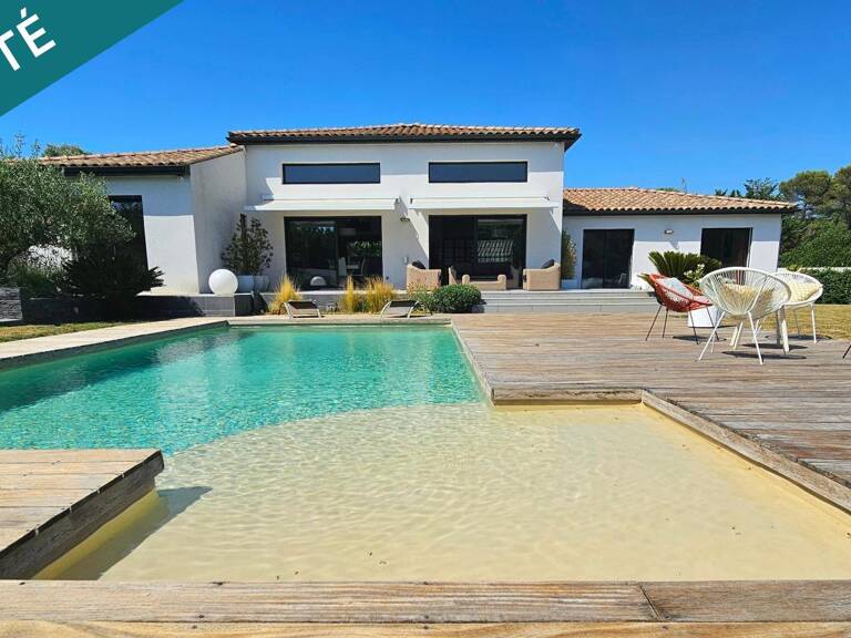 Une villa contemporaine d'exception — photo 1