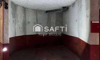 Garage  15 m² à vendre à Le Plessis-Robinson (92350)