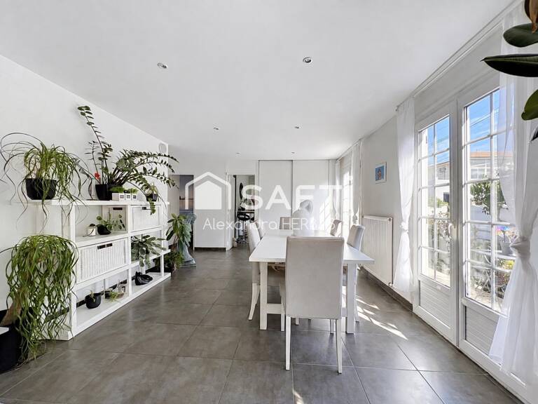 PESSAC ALOUETTE  PLAIN-PIED  3 CHAMBRES  GARAGE  TRAM À PIED — photo 1