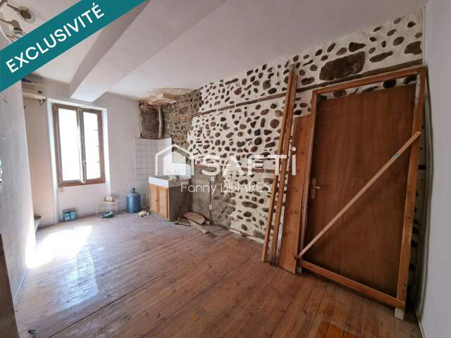 Maison de village à rénover — photo du bien