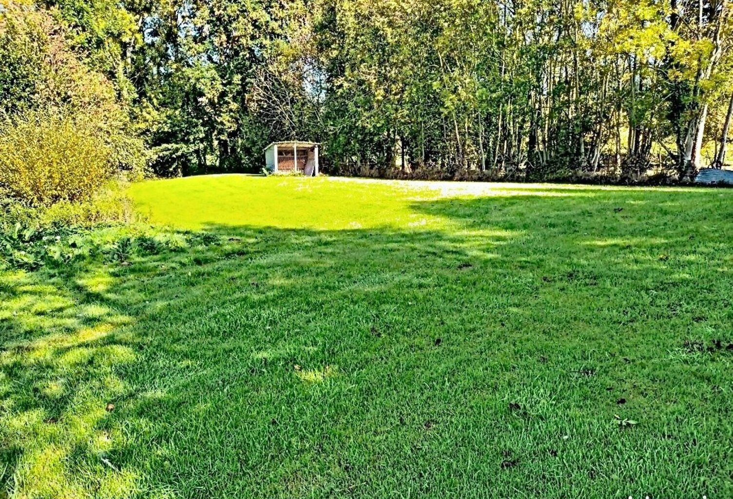 Terrain constructible Montchamp — photo 1