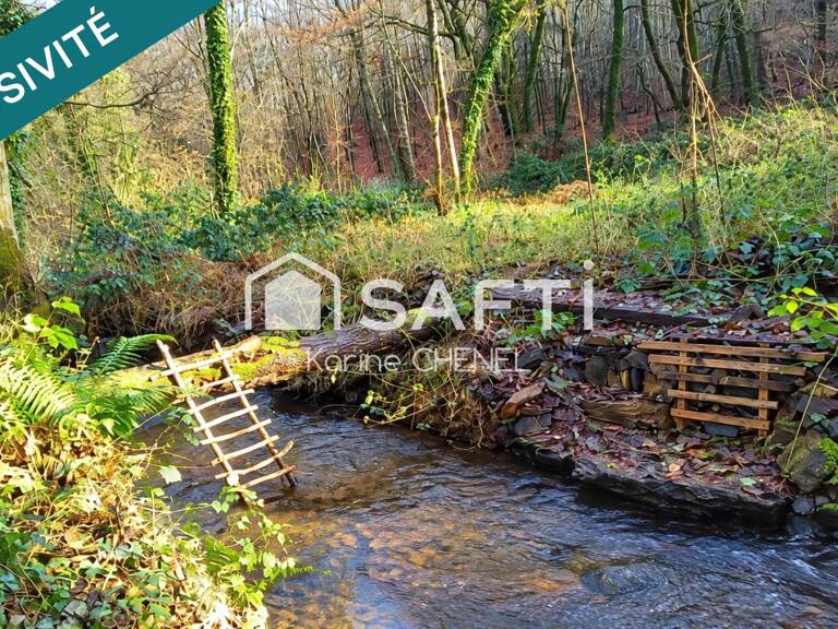 Grange sur plus de 1.2 hectare sans voisins — photo 1