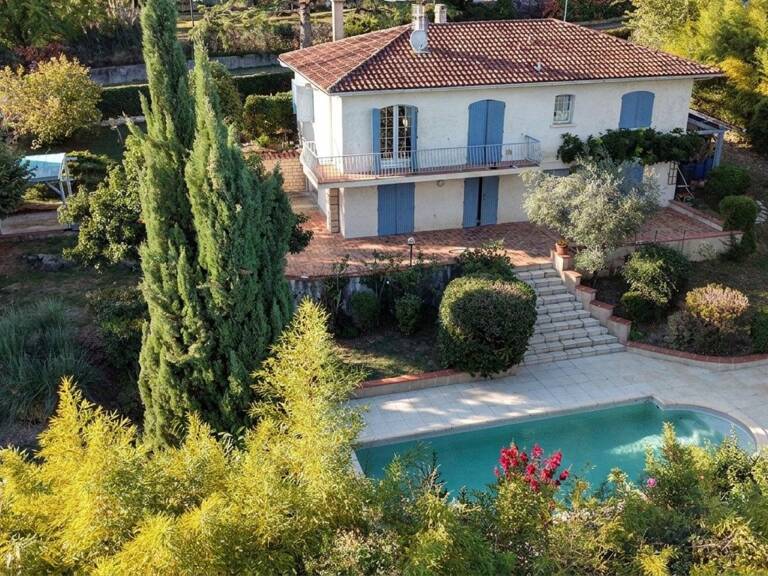 5 CHAMBRES ET PISCINE DANS UN SECTEUR PRIVILEGIE ! — photo 1