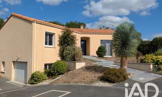 Maison 6 Pièces 111 m² à vendre à Saint-Mars-la-Réorthe (85590)
