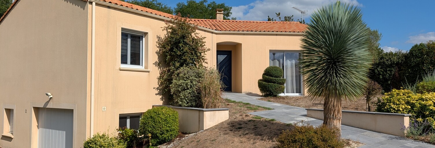 Maison 6 Pièces 111 m² à vendre à Saint-Mars-la-Réorthe (85590)