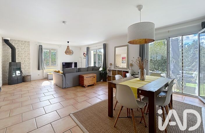 Vente Maison de ville 4 pièces — photo 2