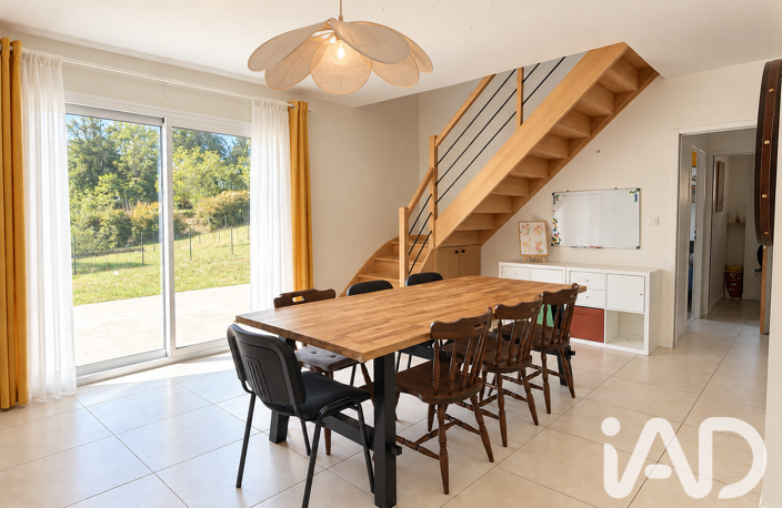 Vente Maison/villa 7 pièces — photo 2