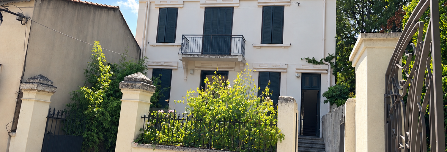 Maison 8 Pièces 191 m² à vendre à Nîmes (30000)