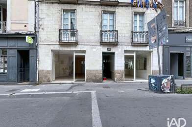Commerce  852 €