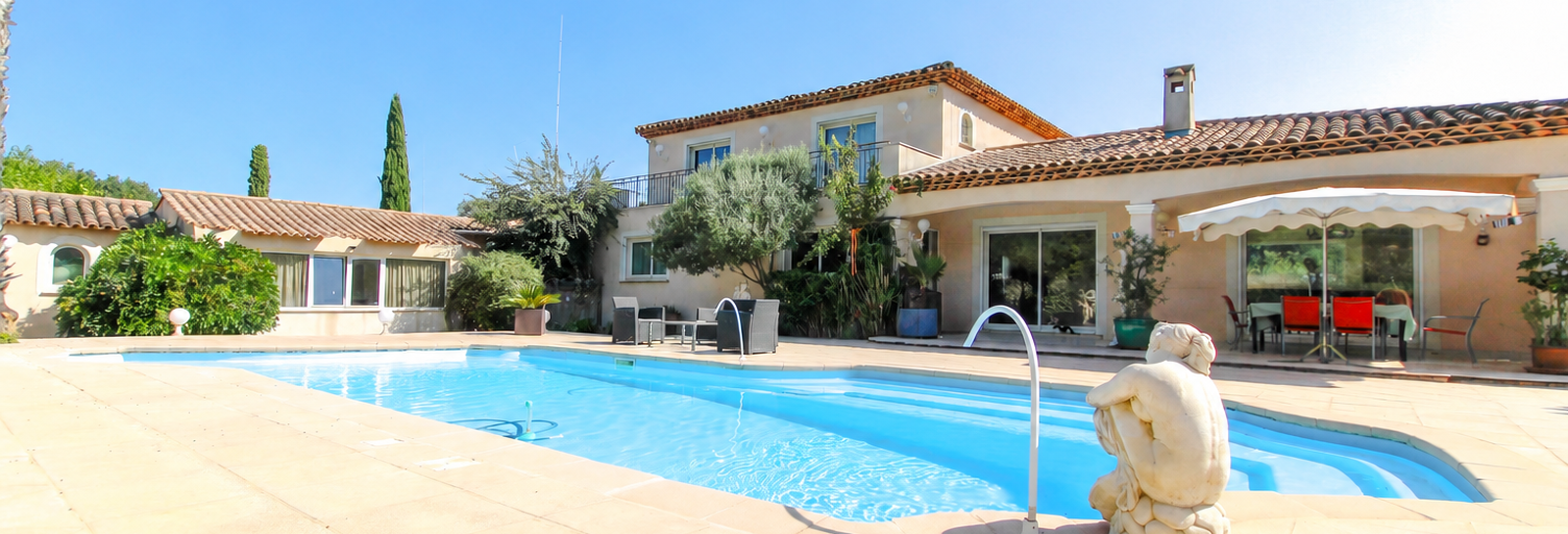 Maison 8 Pièces 264 m² à vendre à Roquebrune-sur-Argens (83520)