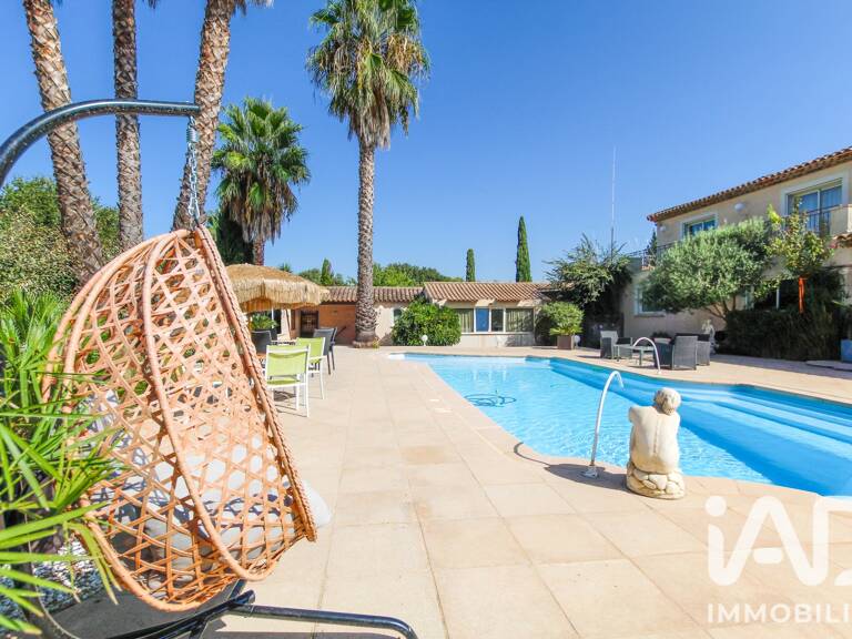 Vente Maison/villa 8 pièces — photo 1