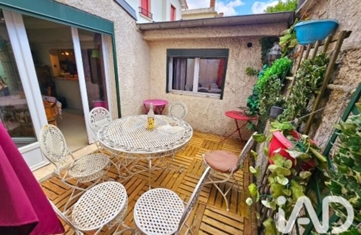 Vente Maison/villa 7 pièces — photo 2