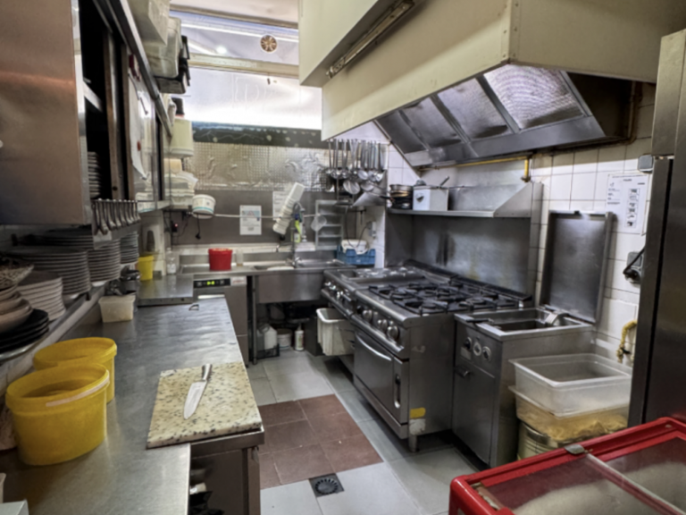 Vente Restaurant 100 m&sup2; — photo 1