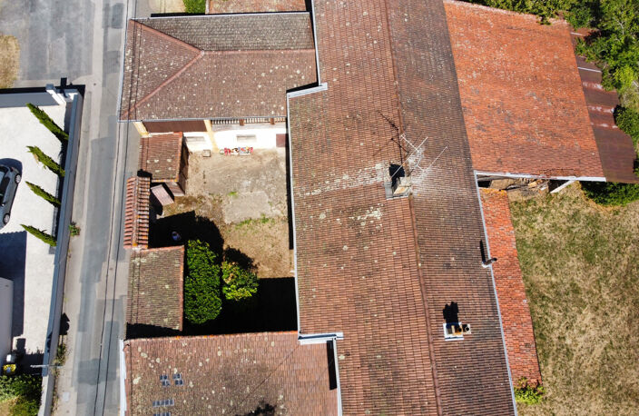 A VENDRE EN EXCLUSIVITE A SAINT GERMAIN/NUELLES ANCIENNE FER — photo 4