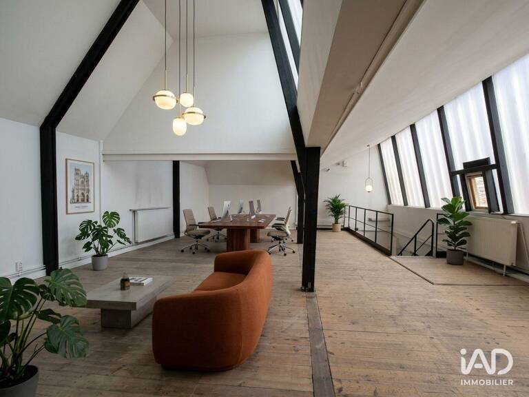Location Bureaux 225 m&sup2; — photo 1