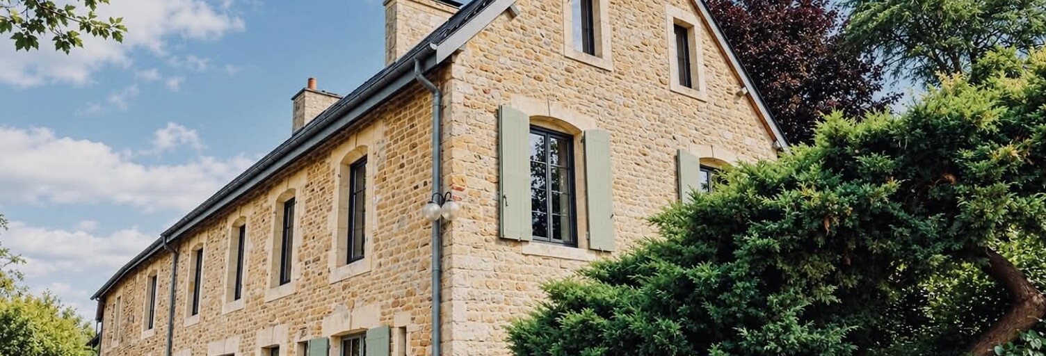 Maison 10 Pièces 277 m² à vendre à Vieux (14930)