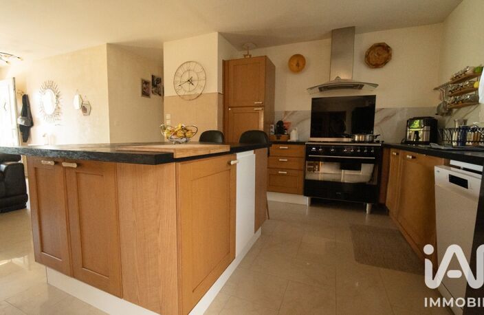 Vente Maison/villa 5 pièces — photo 2