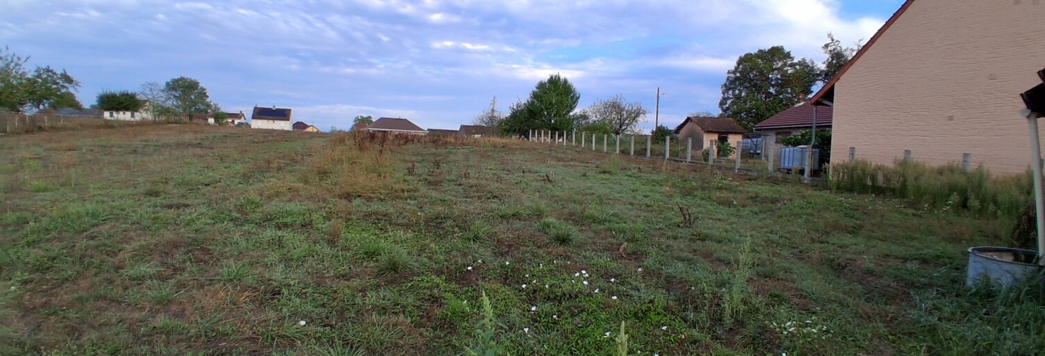 Terrain  1932 m² à vendre à Frontenard (71270)