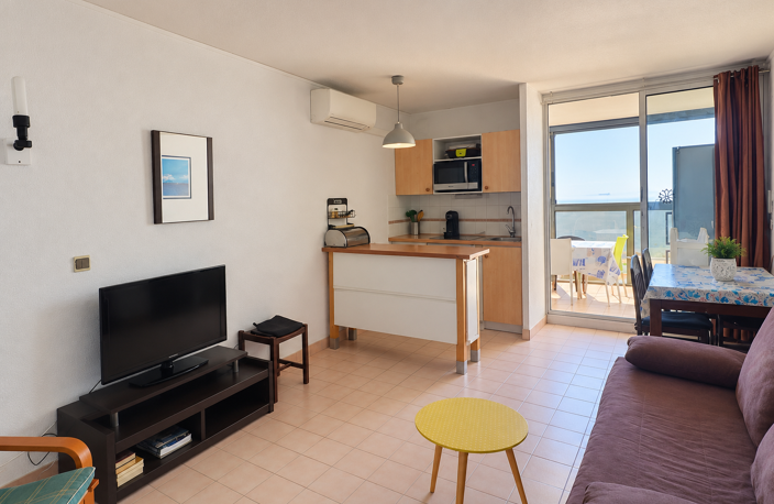 A VENDRE STUDIO CABINE 31M2 + LOGGIA FACE A LA MER ! — photo 4
