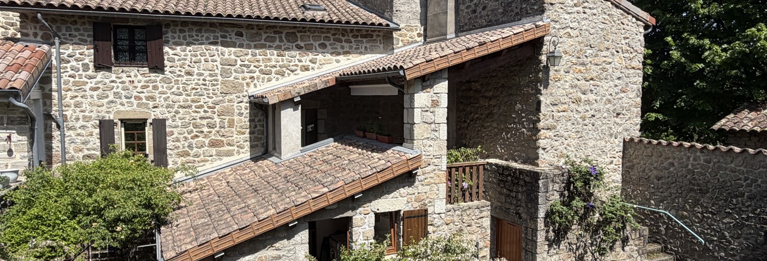 Maison 11 Pièces 145 m² à vendre à La Souche (07380)