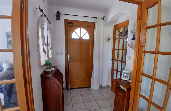 VENTE - MAISON - 5 PIECES  - 113 M2 - MASSILLARGUES — photo 5