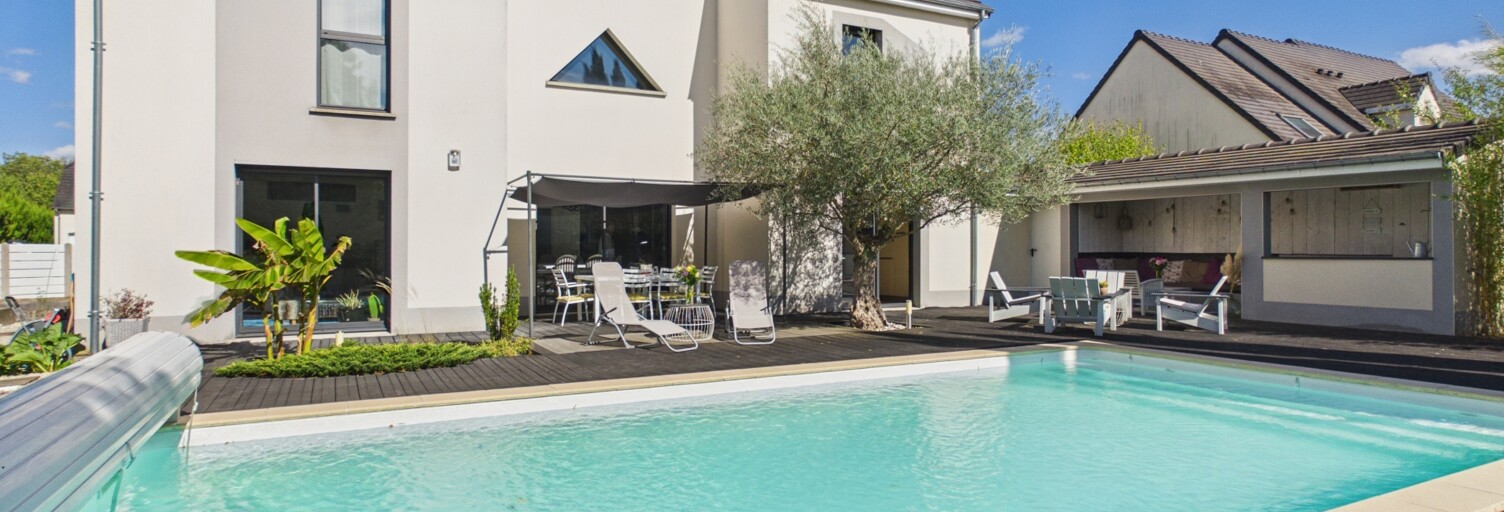 Maison 6 Pièces 254 m² à vendre à Saint-Julien-les-Villas (10800)