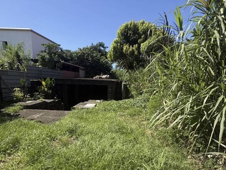 Vente Terrain à bâtir 240 m&sup2; — photo 1