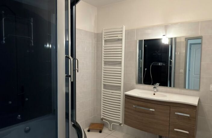 Vente Maison de ville 4 pièces — photo 5