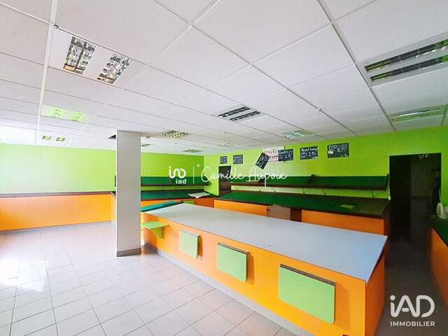 Location Boutique/Local commercial 103 m&sup2; — photo du bien
